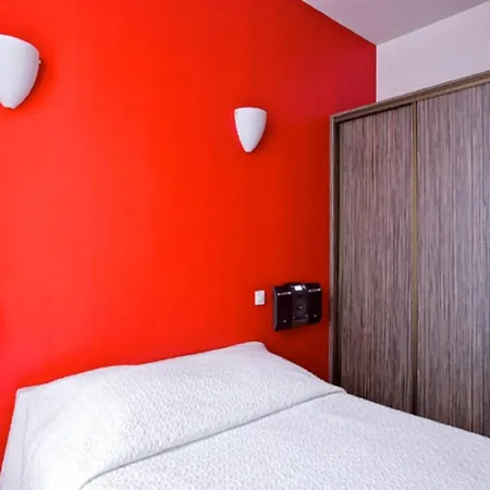 My Flat In - 8th
