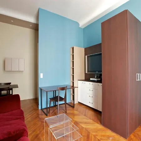 My Flat In - 8th 公寓