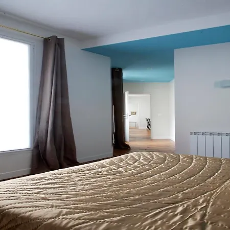 My Flat In - 8th